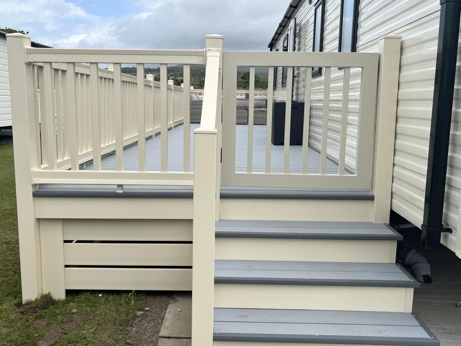 Visma Caravan Llanddwywe Exteriör bild